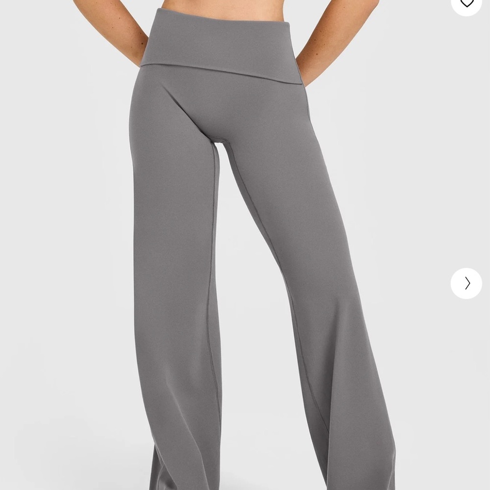 Oner Active SoftMotion Fold Over Straight Leg Pants in Ash Grey - XS Short